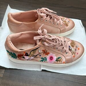 Embroidered Pink Sneakers